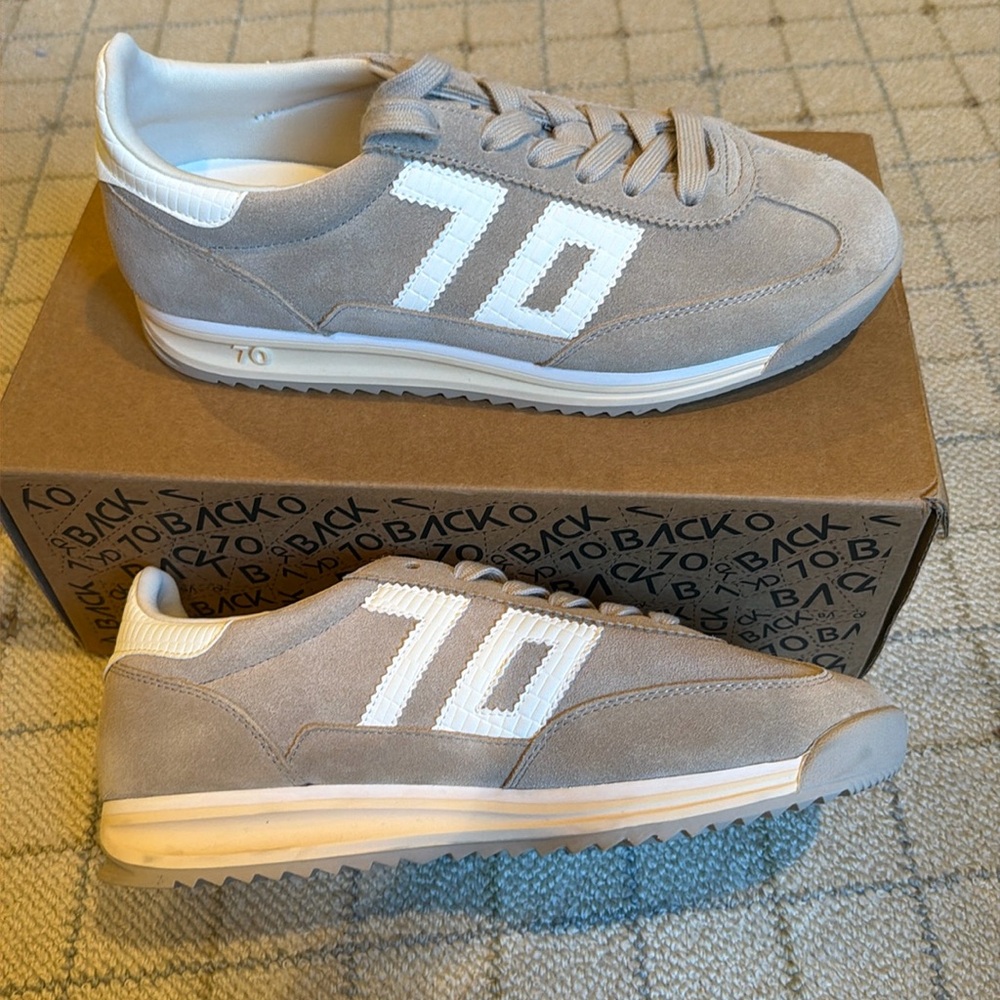 Back 70 sneaker